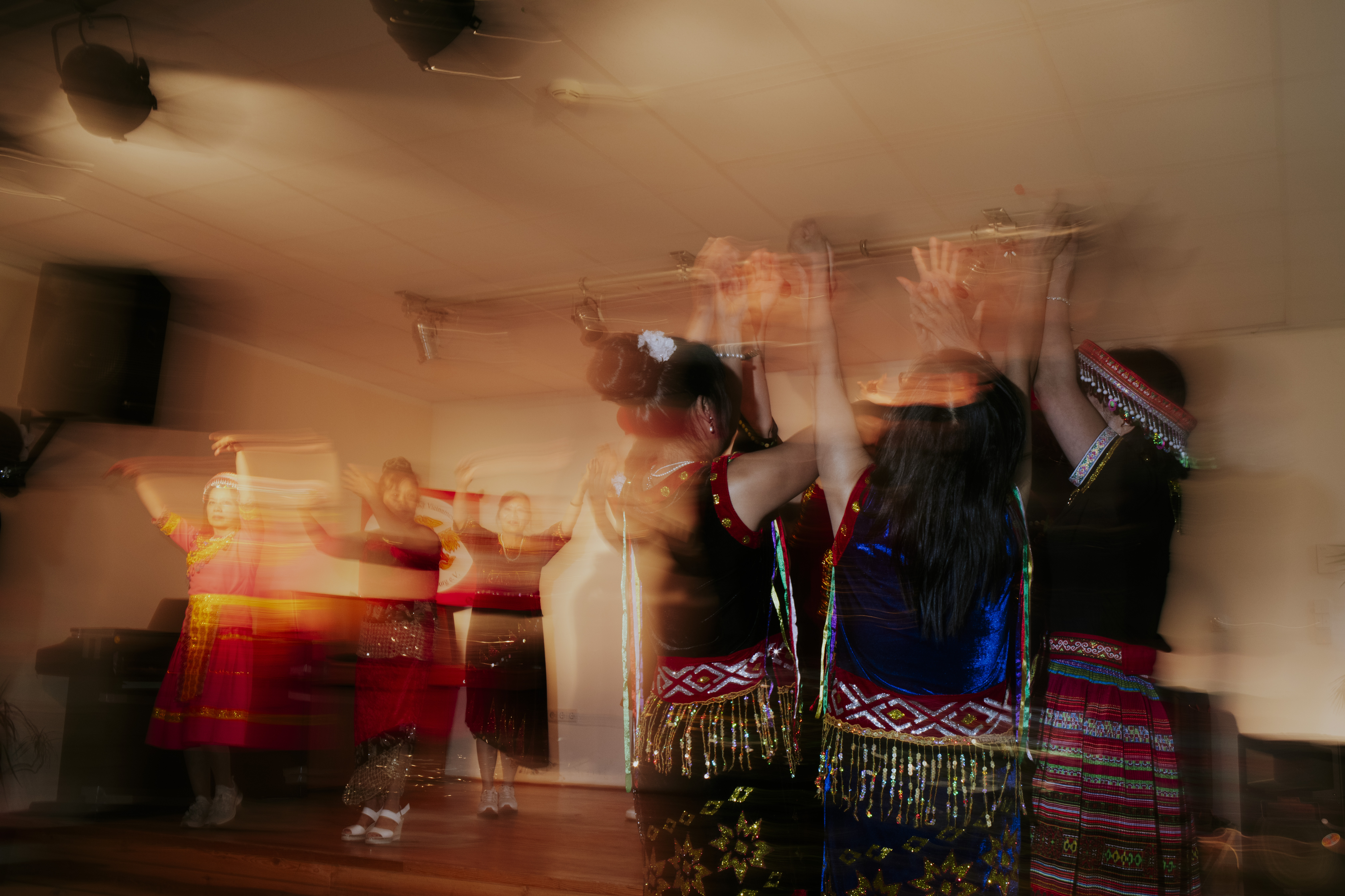 Viet Community - Image 21